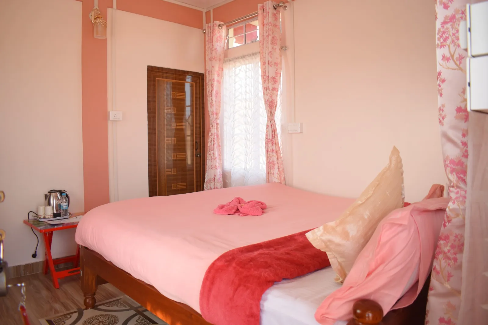 Gallery image 6: gal5